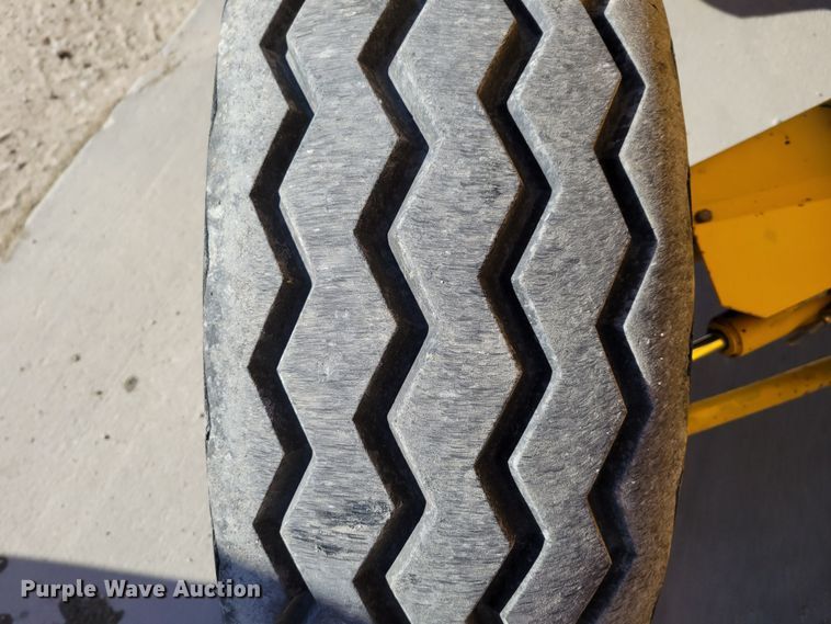 image for item DM8145 1979 Ford 545  industrial tractor