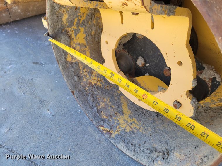 image for item DM8149 Dynapac CC900G  double drum vibratory roller