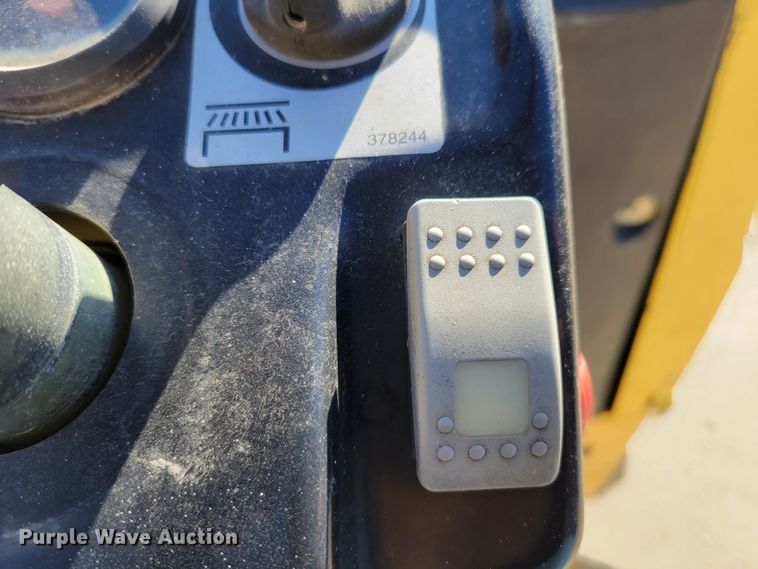 image for item DM8149 Dynapac CC900G  double drum vibratory roller