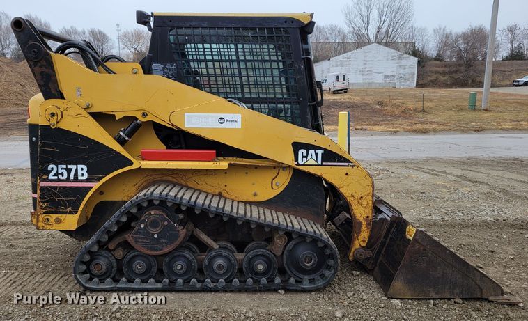 image for item DM8161 2007 Caterpillar 257B  tracked skid steer loader
