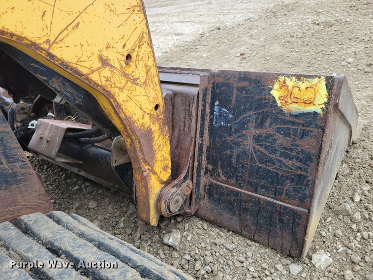image for item DM8161 2007 Caterpillar 257B  tracked skid steer loader