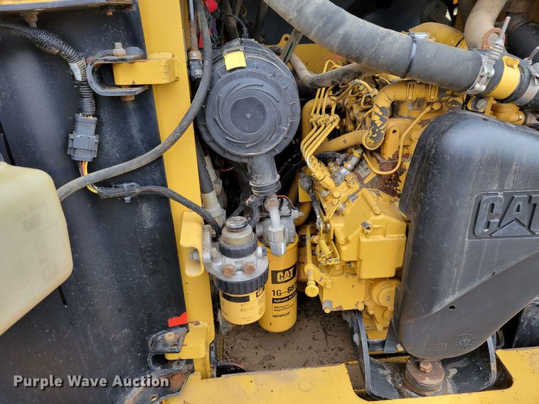 image for item DM8161 2007 Caterpillar 257B  tracked skid steer loader