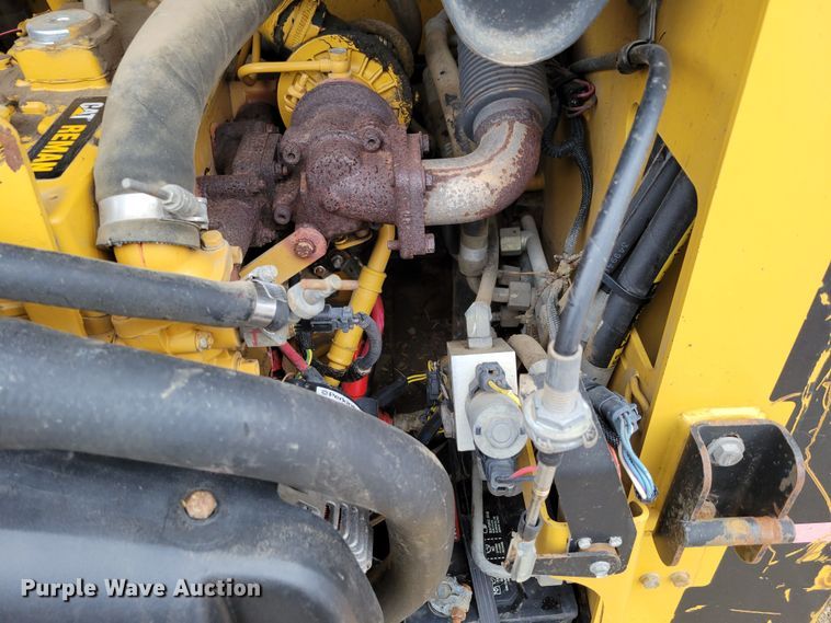 image for item DM8161 2007 Caterpillar 257B  tracked skid steer loader