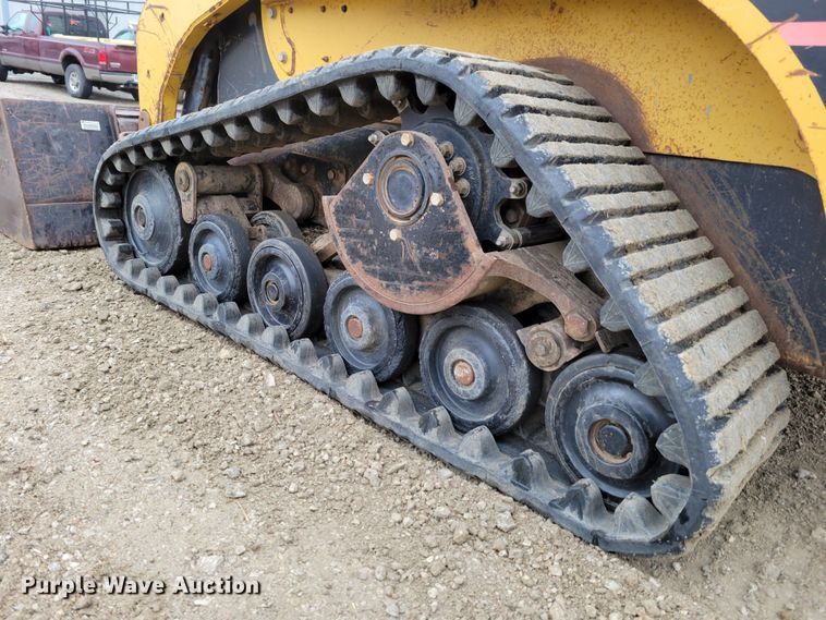 image for item DM8161 2007 Caterpillar 257B  tracked skid steer loader