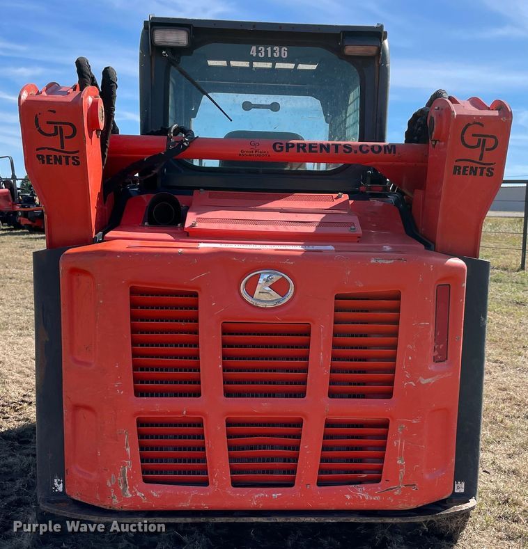 image for item DN7569 2019 Kubota SVL75-2  tracked skid steer loader