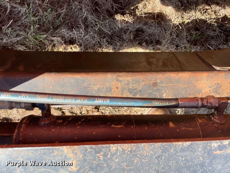 image for item DN7569 2019 Kubota SVL75-2  tracked skid steer loader