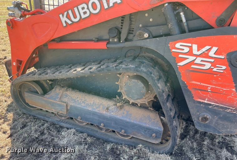image for item DN7569 2019 Kubota SVL75-2  tracked skid steer loader