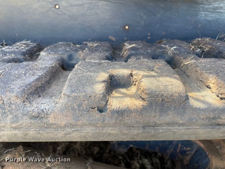 image for item DN7569 2019 Kubota SVL75-2  tracked skid steer loader