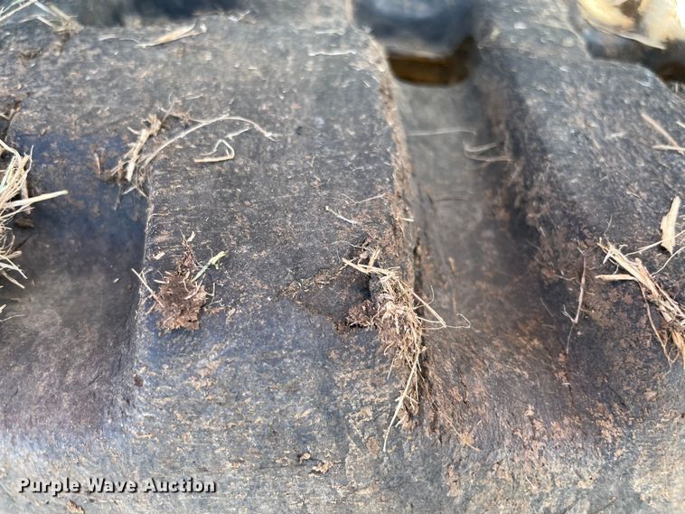 image for item DN7569 2019 Kubota SVL75-2  tracked skid steer loader