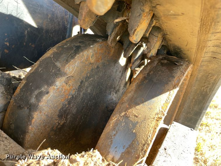 image for item DN7569 2019 Kubota SVL75-2  tracked skid steer loader