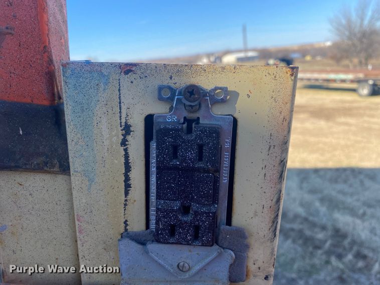 image for item DN7638 JLG  scissor lift