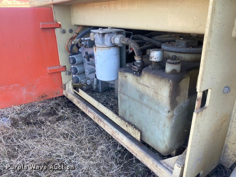 image for item DN7638 JLG  scissor lift