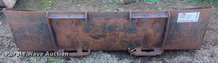 image for item DN7639 Skid steer bucket