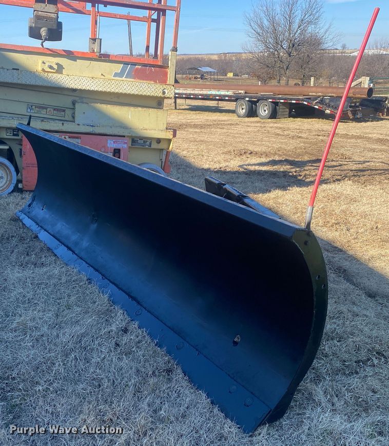 image for item DN7641 Skid steer blade