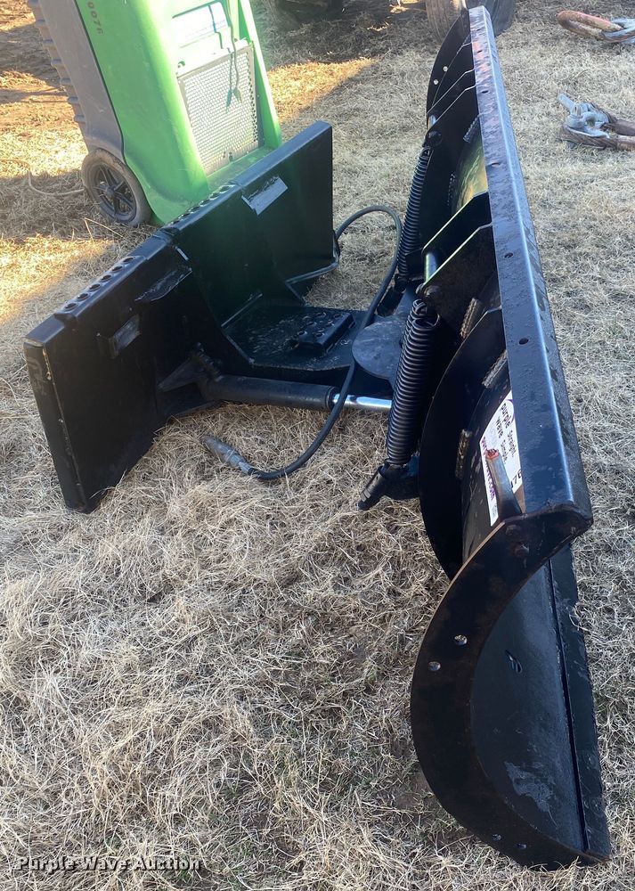 image for item DN7641 Skid steer blade