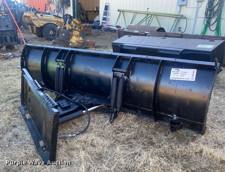 image for item DN7641 Skid steer blade