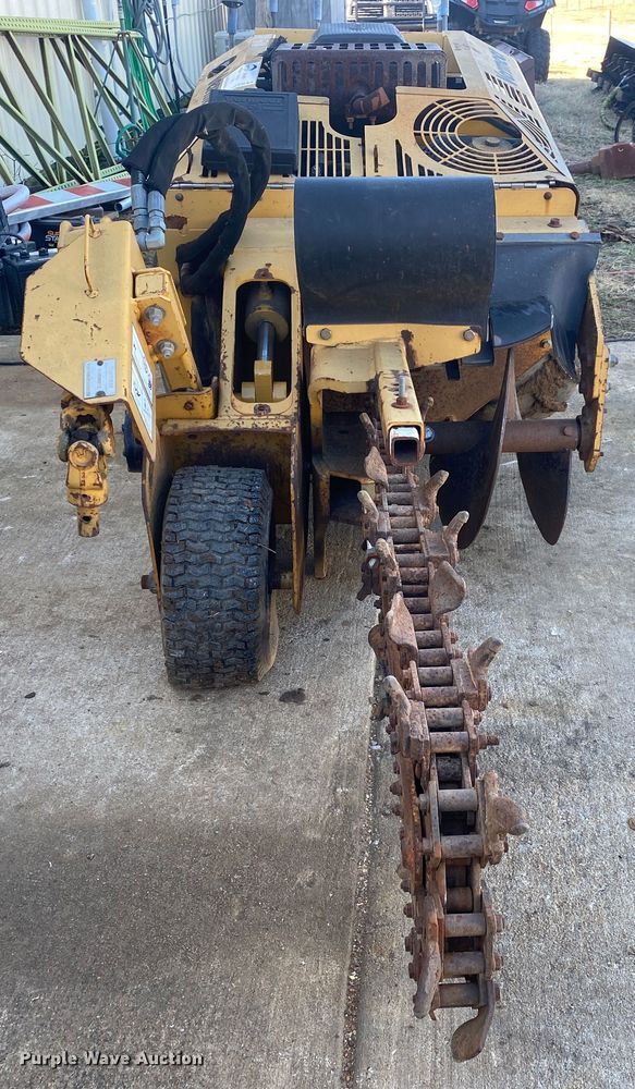 image for item DN7644 2003 Vermeer RT200  trencher