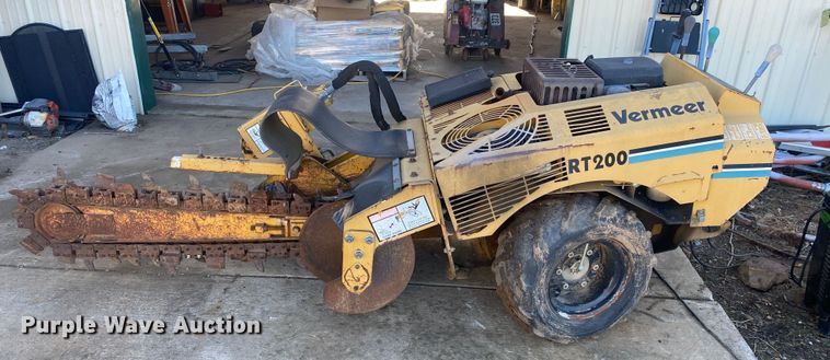 image for item DN7644 2003 Vermeer RT200  trencher