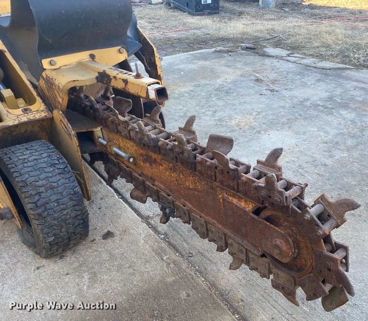 image for item DN7644 2003 Vermeer RT200  trencher