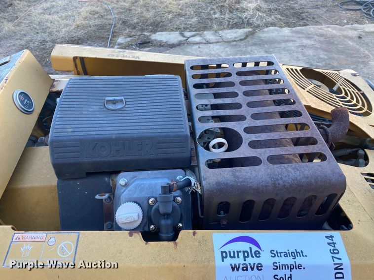 image for item DN7644 2003 Vermeer RT200  trencher