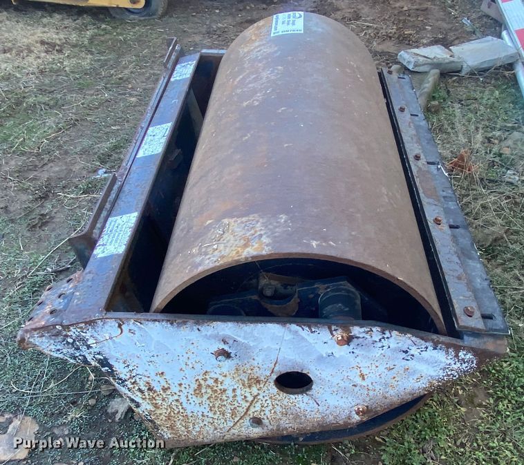 image for item DN7646 Bobcat  skid steer vibratory roller