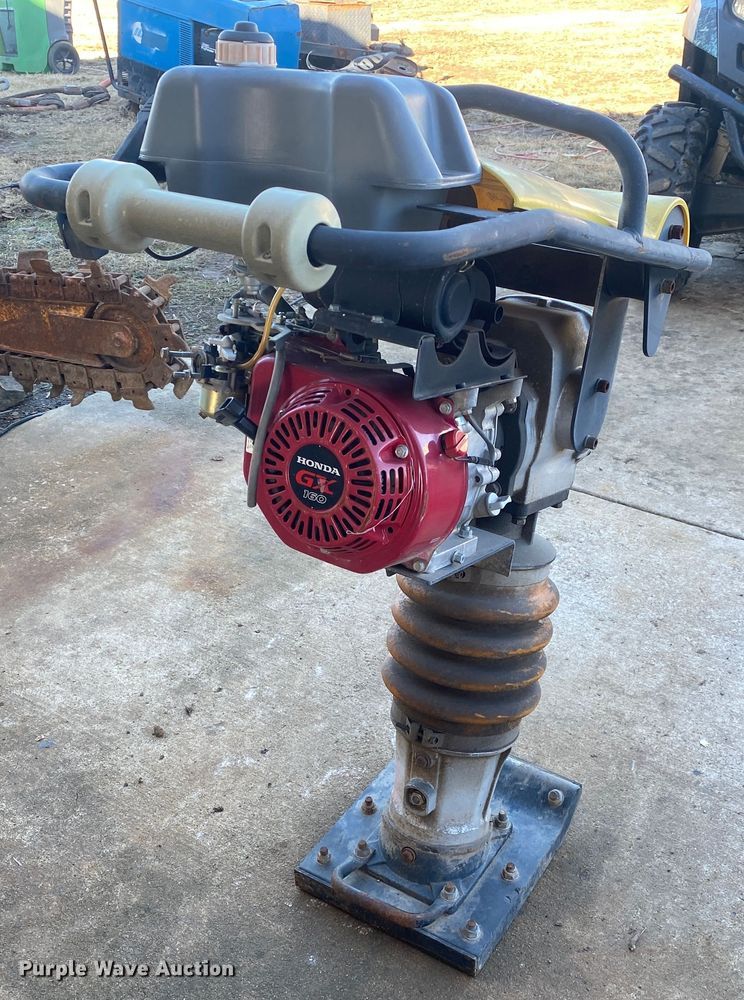 image for item DN7647 Wacker BS450  plate compactor