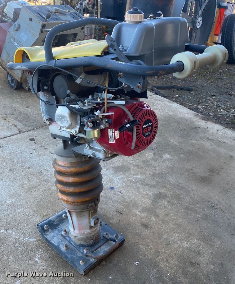 image for item DN7647 Wacker BS450  plate compactor