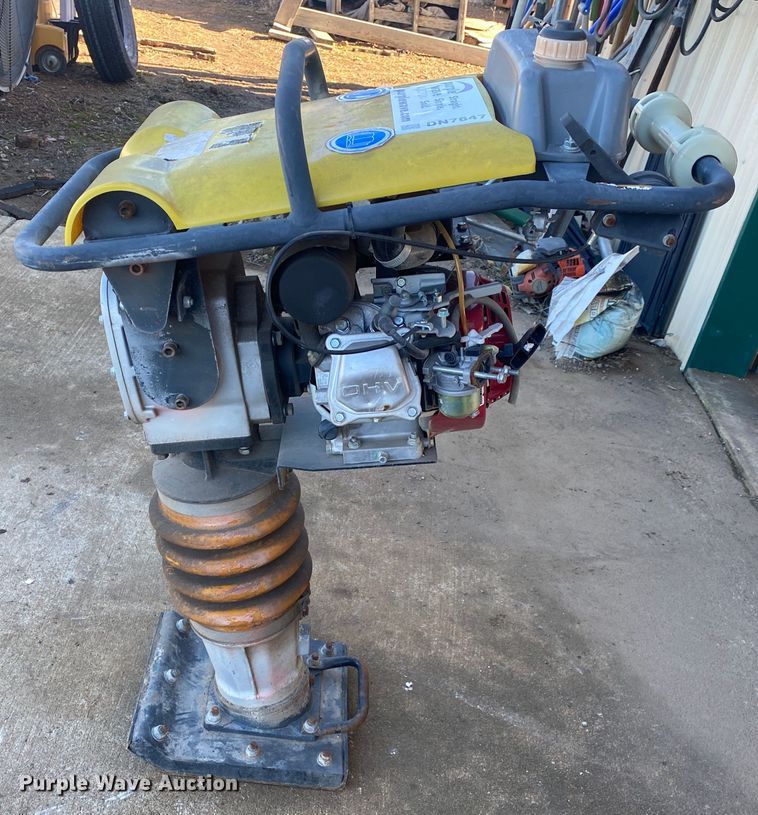 image for item DN7647 Wacker BS450  plate compactor