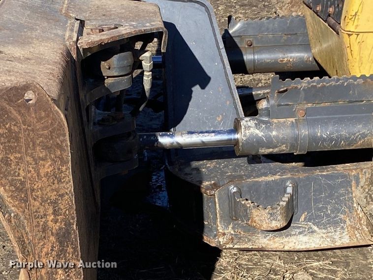 image for item DN7651 2004 New Holland DC95  dozer