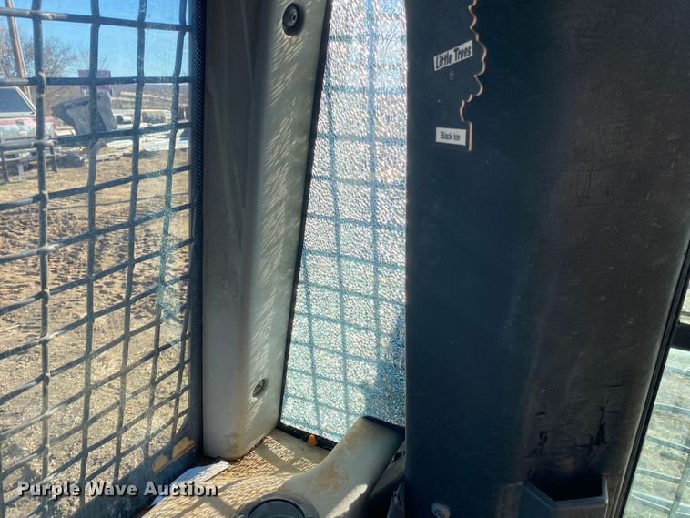 image for item DN7651 2004 New Holland DC95  dozer