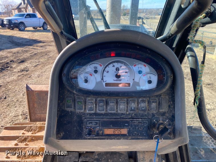 image for item DN7651 2004 New Holland DC95  dozer