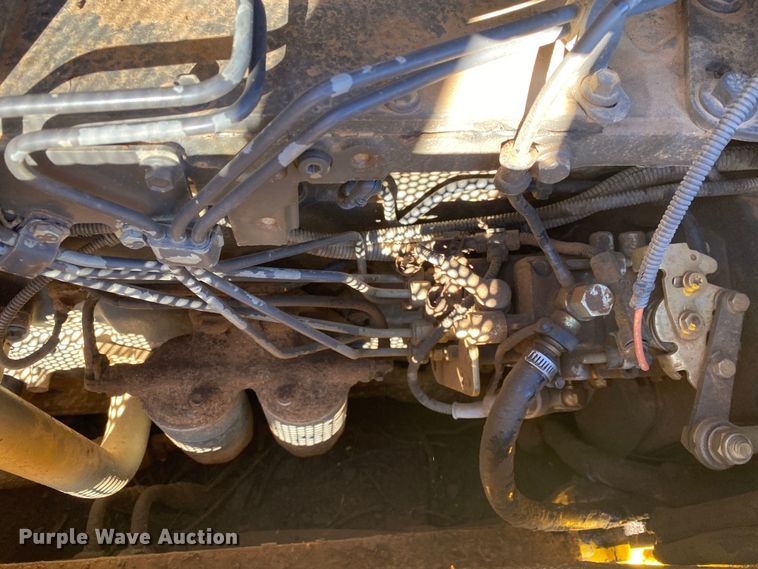 image for item DN7651 2004 New Holland DC95  dozer