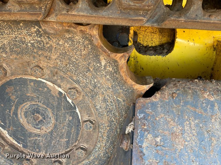 image for item DN7651 2004 New Holland DC95  dozer