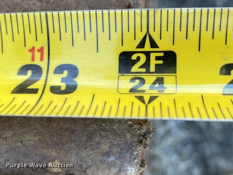 image for item DN7651 2004 New Holland DC95  dozer