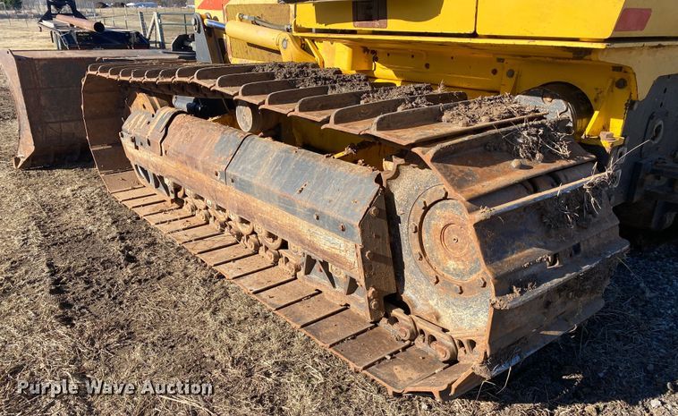 image for item DN7651 2004 New Holland DC95  dozer