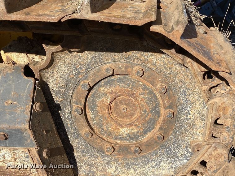 image for item DN7651 2004 New Holland DC95  dozer