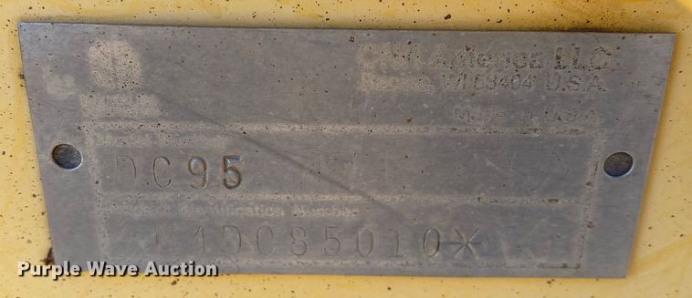 image for item DN7651 2004 New Holland DC95  dozer