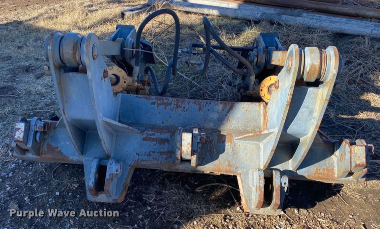 image for item DN7651 2004 New Holland DC95  dozer