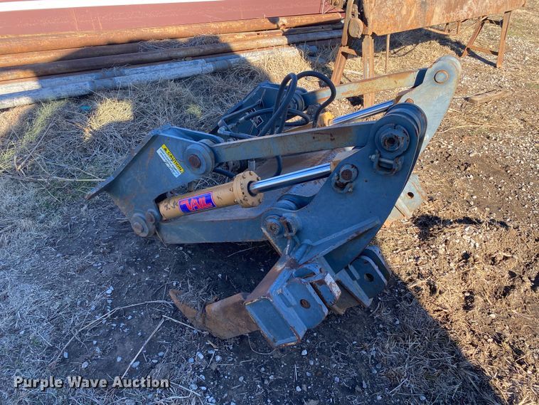 image for item DN7651 2004 New Holland DC95  dozer