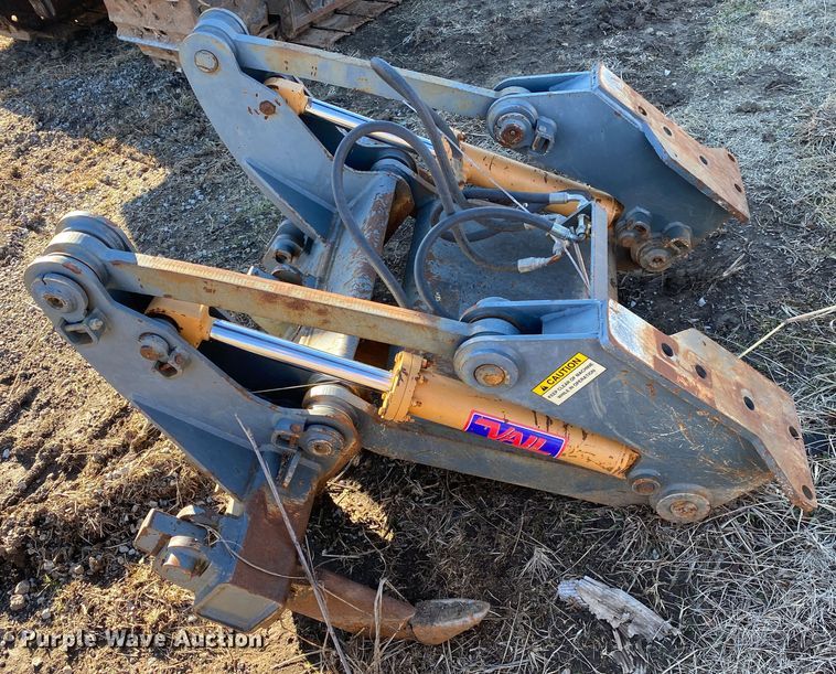 image for item DN7651 2004 New Holland DC95  dozer