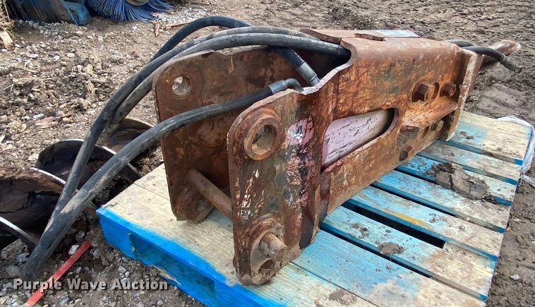 image for item DN7653 Breaker