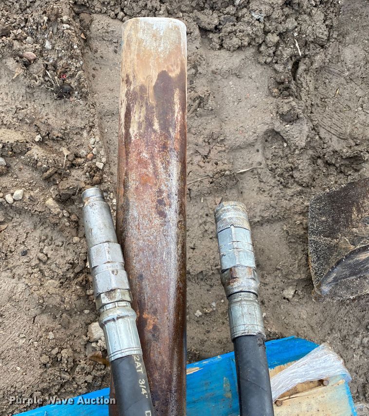 image for item DN7653 Breaker