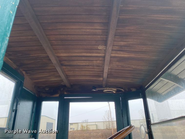 image for item DN8083 1917 Douglas WTU drilling rig truck