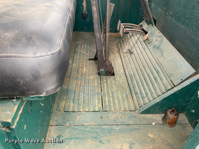 image for item DN8083 1917 Douglas WTU drilling rig truck