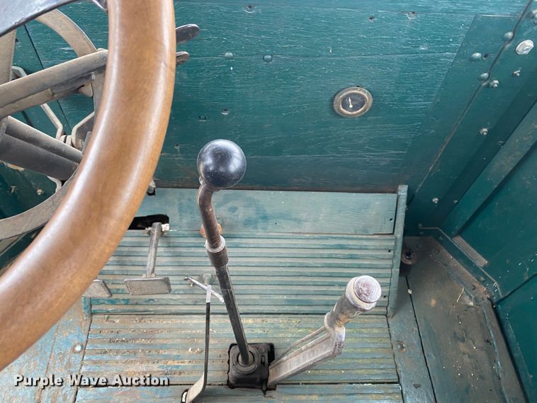 image for item DN8083 1917 Douglas WTU drilling rig truck