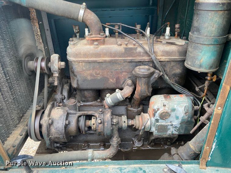 image for item DN8083 1917 Douglas WTU drilling rig truck