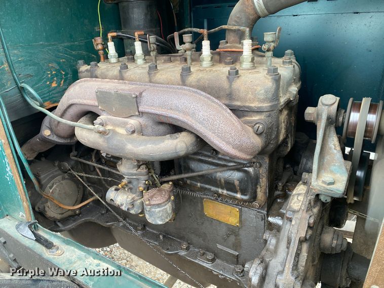 image for item DN8083 1917 Douglas WTU drilling rig truck