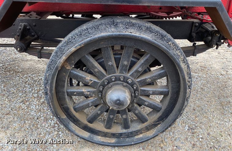 image for item DN8083 1917 Douglas WTU drilling rig truck