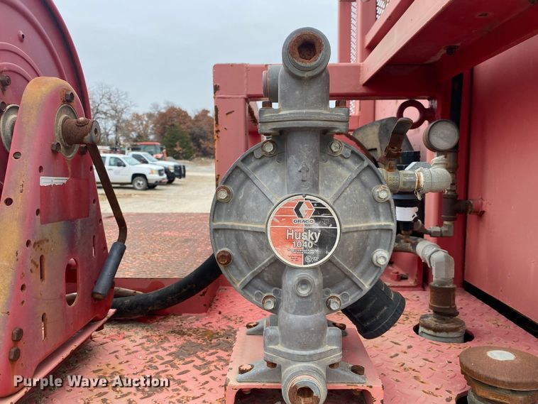 image for item DN8089 2004 International Navistar 7400  Crew Cab flatbed truck