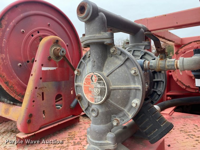 image for item DN8089 2004 International Navistar 7400  Crew Cab flatbed truck